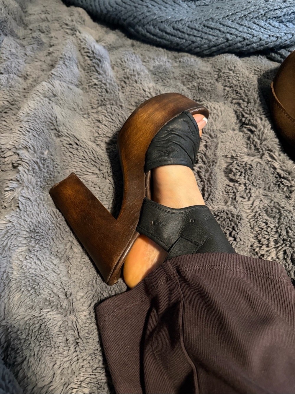 Women’s Black Leather Open-Toe Wedge Sandals with Ankle Strap